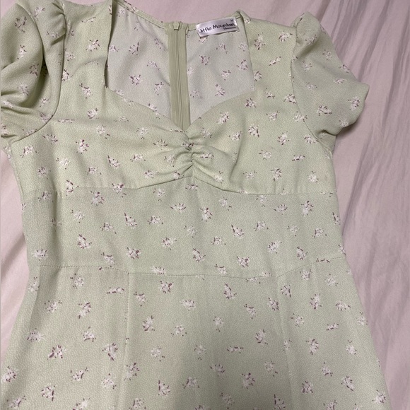 Sage green maxi dress size medium only worn once - Picture 4 of 5